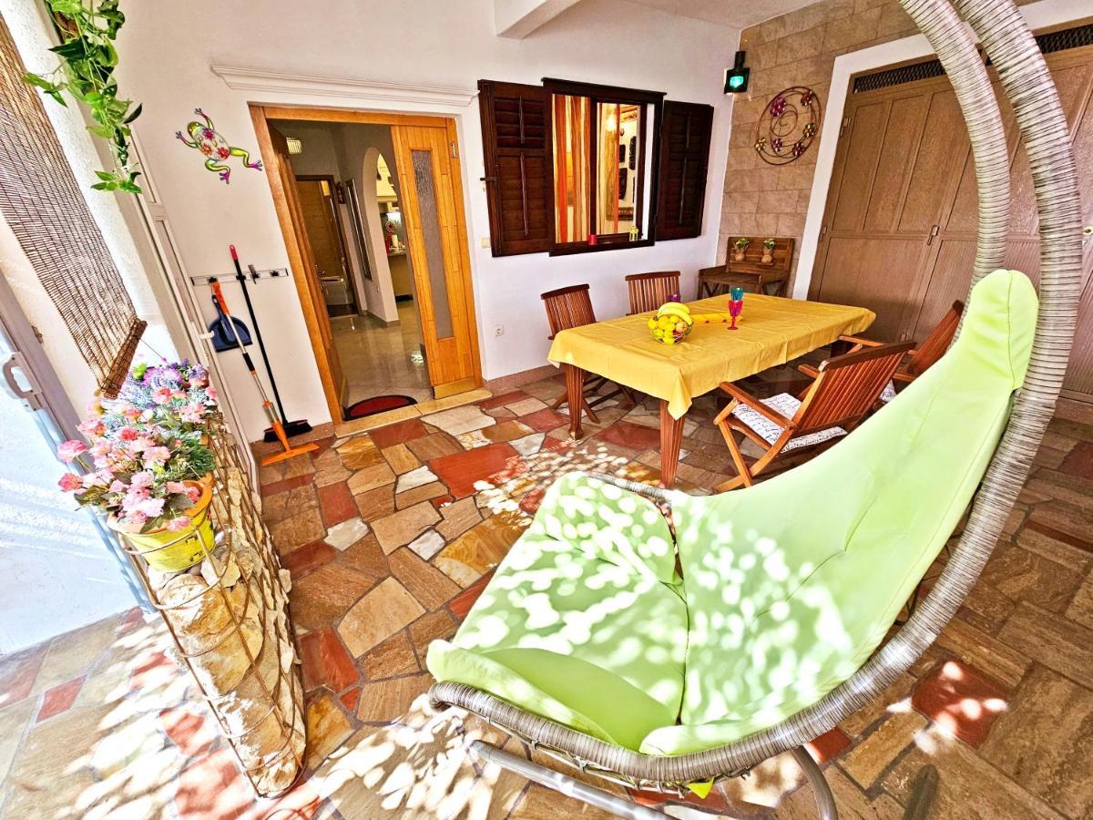 Apartments Tempera By The Beach Split Exterior photo